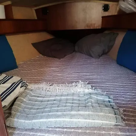 2-cottage Yacht With 2 Showers Datça