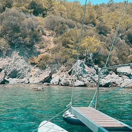 بوتيل 2-cottage Yacht With 2 Showers *